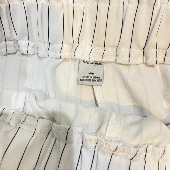 Revamped High Waisted Pinstriped Shorts Black & White Waist Tie Belt M - Picture 8 of 12